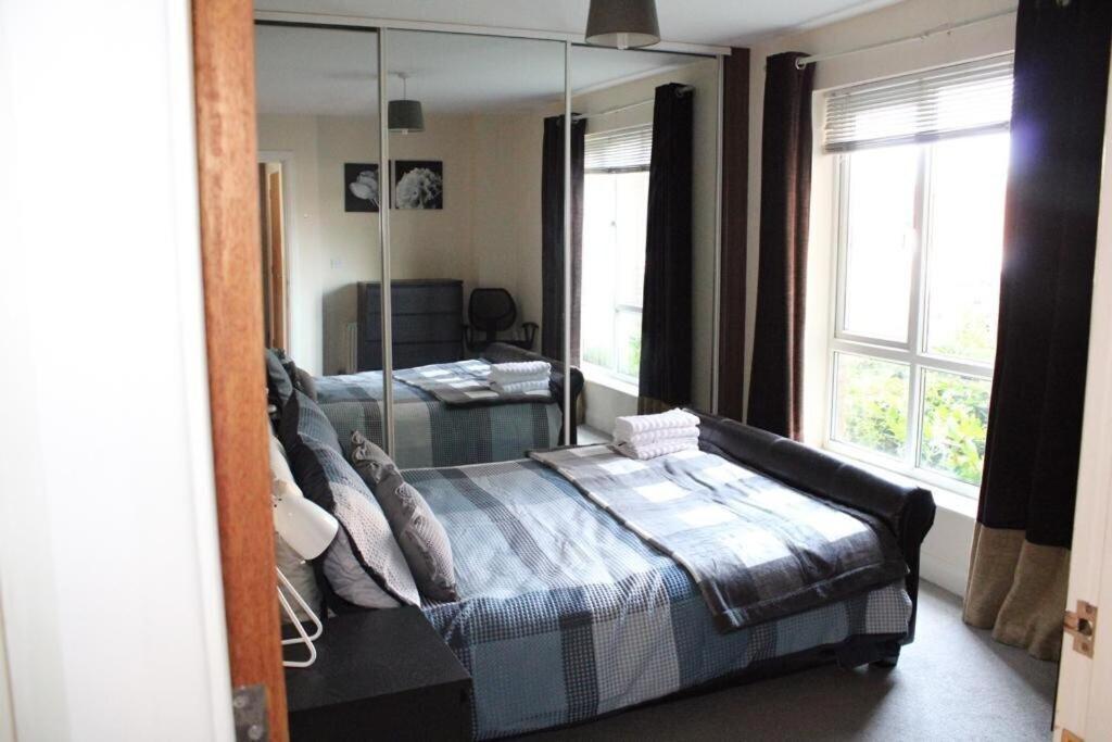 Two Bedroom Apartment, Free Parking, Close To Uclan And Free Wifi เพรสตัน ภายนอก รูปภาพ